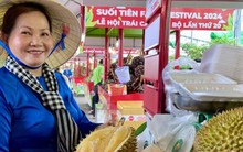 Sầu riêng, vải thiều, bơ khổng lồ... rẻ bất ngờ, khách tấp nập 'mua sập sàn'