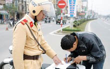 UBTV Quốc hội đồng ý để CSGT được trích lại tiền phạt vi phạm giao thông