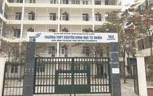 Con đậu chuyên Toán trường cấp 3 đình đám Hà Nội, mẹ vẫn băn khoăn có nên cho theo học: Lý do gây tranh cãi