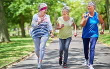 Sau 50 tuổi, phụ nữ nên tập 4 bài tập này để sống khỏe và kéo dài tuổi thọ: Cách thực hiện rất đơn giản