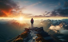 Cổ phiếu FPT Retail vượt đỉnh, ông chủ 2 chuỗi FPT Shop và Long Châu chạm ngưỡng tỷ USD vốn hóa