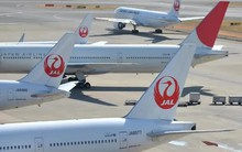 Máy bay chở 50 hành khách hạ cánh khẩn cấp do cháy động cơ