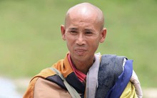 Ông Thích Minh Tuệ đã tự nguyện dừng việc đi bộ khất thực