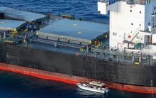 Tàu thương mại trên Biển Đỏ và biển Arab tiếp tục bị tấn công