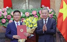 Chủ tịch nước Tô Lâm trao Quyết định bổ nhiệm cho Phó Thủ tướng và Bộ trưởng Công an