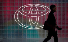 Bê bối thử nghiệm an toàn thổi bay 18,5 tỷ USD vốn hoá thị trường của Toyota, tham vọng soán ngôi Tesla vấp ‘đá tảng’