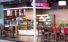 Từ hôm nay, dịch vụ ăn uống ở sân bay phải kê khai giá