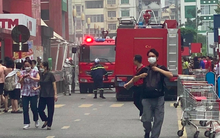 Cháy tại trung tâm thương mại Big C Thăng Long