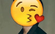 Rich kid Henry lại gây bão khi đi nghỉ hè ở Thụy Sĩ với nhan sắc chuẩn "tổng tài" tương lai, soi học vấn cũng mê