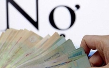 “Khóc dở, mếu dở” khi bất ngờ nhận "trát" phạt nợ thuế, cấm xuất cảnh