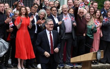 Đảng Lao động Anh trở lại cầm quyền