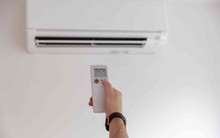 Mua cùng hãng điều hòa, đặt cùng mức 27 độ mà nhà hàng xóm "rét run", nhà mình thì không: Lý do là sao?
