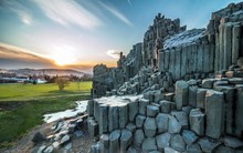 "Pháo đài đá" hàng triệu năm tuổi bất ngờ hút hàng nghìn lượt khách check-in: Có gì hot mà quốc gia phải đứng ra bảo vệ?