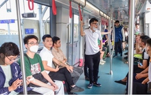 Hơn 400.000 người đi tàu Nhổn-Ga Hà Nội trong tuần đầu chở khách