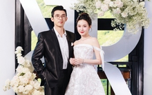 Vợ chồng Midu tình tứ, cùng dàn sao Việt đi xem show Chung Thanh Phong