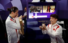 Vừa giành HCV Olympic, VĐV Trung Quốc được cầu hôn bằng nhẫn kim cương