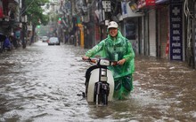 Miền Bắc, miền Nam tiếp tục mưa lớn