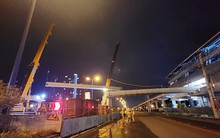 Hình ảnh cầu bộ hành cuối cùng kết nối nhà ga Thủ Đức vừa hoàn thành