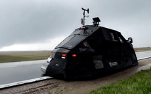 Bí mật đằng sau 'Quái thú săn bão' Dominator 3: Làm thế nào chiếc xe này có thể chống chịu sức gió hơn 516 km/h?