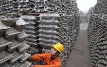 Xuất khẩu ồ ạt với giá siêu rẻ, thép Trung Quốc đang tràn ngập thế giới