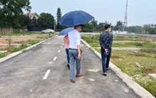 “Có tiền, tôi vẫn muốn đi mua đất”