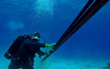 Cáp quang - Cuộc chiến ngầm trị giá hàng nghìn tỷ USD