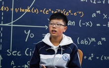 Thiên tài 9 tuổi học hết Toán cấp 2, ẵm HCV Olympic quốc tế với điểm tuyệt đối