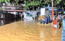 Yên Bái: Nước tiếp tục dâng cao dự kiến thêm 30cm, cảnh báo cấp độ rủi ro thiên tai do lũ cấp 3