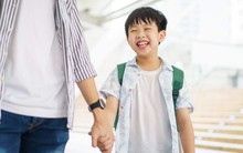 Ngày đầu năm mới, cha mẹ nhất định phải nói với con 4 câu này