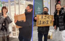 'Ông chú' mắc nợ kiếm 1,6 triệu đồng mỗi ngày nhờ khen người lạ trên phố