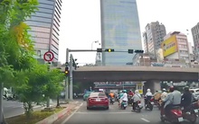 Phòng CSGT Công an TP HCM thông tin vụ đèn xanh 40 giây bỗng chuyển đỏ ở quận 1