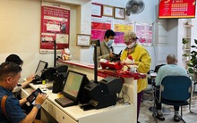 Chủ điểm Vietlott: "Jackpot gần 90 tỷ, tôi bấm vé cho khách không nghỉ tay"