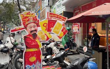 Chưa nghỉ Tết, cửa hàng vàng đã ngóng chờ ngày vía Thần Tài