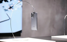 Samsung "đánh phủ đầu" iPhone 17 Air với chiếc Galaxy S25 Edge siêu mỏng