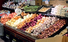 Loại củ chợ Việt nào cũng bán “ê hề” nhưng ít người biết ăn vào cùng lúc chống lại ung thư trực tràng, vú và phổi