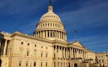 Ông Trump ra tín hiệu, lưỡng viện Mỹ đòi thu hồi quy chế thương mại bình thường vĩnh viễn với Trung Quốc, hủy miễn thuế cho hàng nhập khẩu giá rẻ