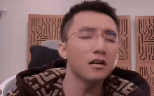 Sơn Tùng tung 1 đoạn clip tối 27 Tết mà khiến dân tình dọn nhà tỉnh táo hẳn!