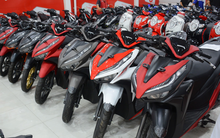 Cận Tết Ất Tỵ 2025, nhiều mẫu xe máy giảm giá sốc, có mẫu giảm đến 15 triệu đồng còn kèm quà tặng
