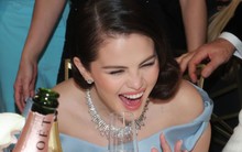 Công chúa Disney "xé phim" bước ra: Đẹp, sang, 100 điểm!