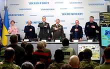 NATO, EU đau đầu giải cứu ngân sách Kiev