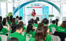 Tư vấn viên bảo hiểm Manulife được đào tạo kiến thức sức khỏe cộng đồng