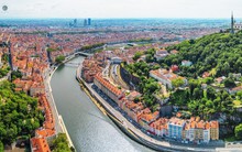 Quốc gia có thể chỉ tăng trưởng 0,8% lại đang “ngập” trong nợ, hiện vượt qua cả GDP