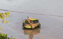 Tung tích "chén trà" bị lũ cuốn ở Thái Nguyên: Người đàn ông nổi tiếng khắp MXH nhờ một hành động