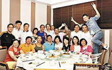 Lớp trưởng đăng ảnh họp lớp sau 20 năm tốt nghiệp, ai cũng được tag tên, chỉ trừ tôi: Biết lý do tôi lập tức rời nhóm, thề không bao giờ đi họp lớp nữa