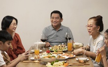 Tách ra ở riêng để “tự lập”, vợ chồng tôi mới hiểu vì sao trước kia tiêu 25 triệu vẫn dư, còn bây giờ chẳng đủ sống đến nửa tháng