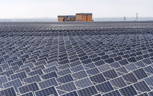 Từ câu chuyện kỳ tích đến hồi kết đắng: Trung Quốc đang đối mặt với khủng hoảng dư cung tồi tệ nhất trong lịch sử ngành năng lượng mặt trời