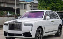Cận cảnh Rolls-Royce Cullinan Black Badge 2025 đầu tiên về Việt Nam