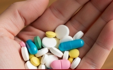 Hỏng gan vì mua thực phẩm chức năng trên mạng về uống