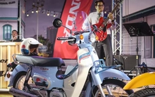 Cận cảnh Honda Super Cub phiên bản giới hạn 500 chiếc vừa trình làng