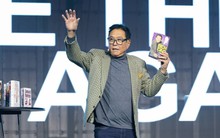 Buổi họp lớp cay đắng khiến tác giả 'Cha giàu, Cha nghèo' than thở: Người nghèo không liều thì mãi không giàu!